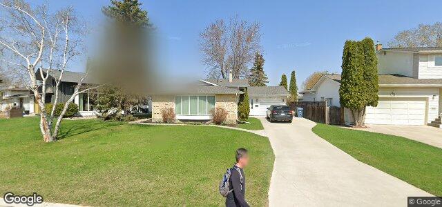 Larawan ng 74 Clearwater Road sa Winnipeg, Manitoba