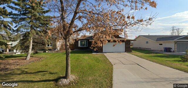 Larawan ng 74 Driftwood Bay sa Winnipeg, Manitoba