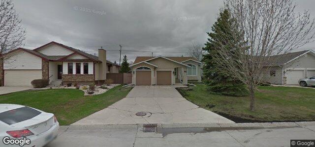 Larawan ng 75 St Hilaire Place sa Winnipeg, Manitoba
