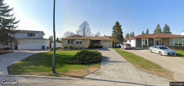 Photo of 76 Lake Lawn Drive in Winnipeg, Manitoba