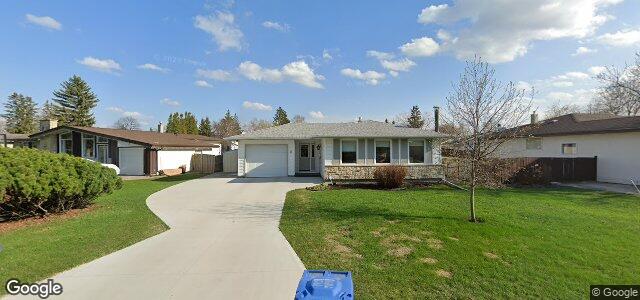 Larawan ng 8 Grover Hills Lane sa Winnipeg, Manitoba