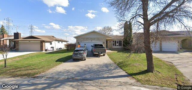 Larawan ng 92 Cliffwood Drive sa Winnipeg, Manitoba