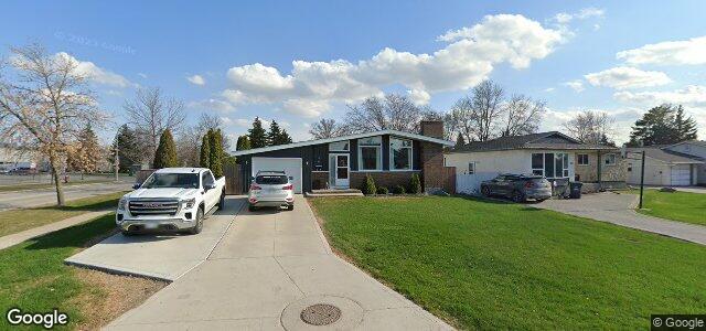 Larawan ng 93 Lake Lawn Drive sa Winnipeg, Manitoba