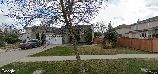 100 Blue Mountain Road（加拿大曼尼托巴省温尼伯市）房屋照片