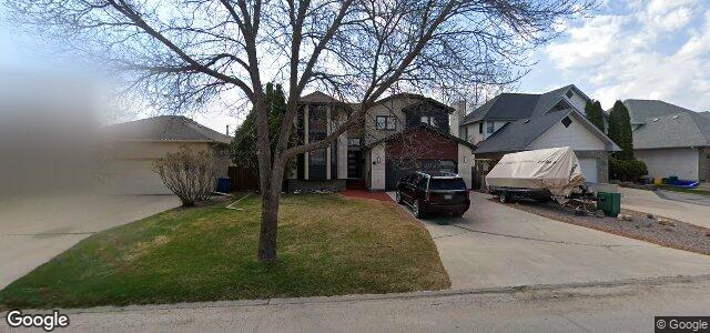 Larawan ng 11 Royal Park Crescent sa Winnipeg, Manitoba
