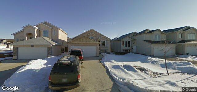 Larawan ng 130 Linmar Way sa Winnipeg, Manitoba