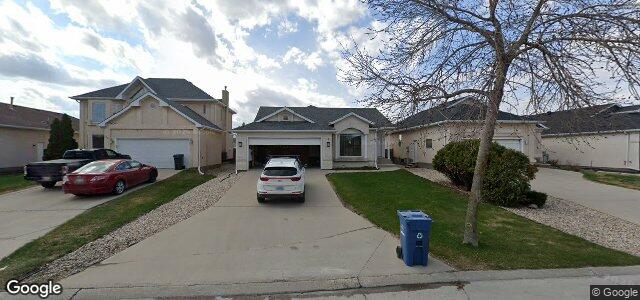 Larawan ng 16 Copperstone Crescent sa Winnipeg, Manitoba