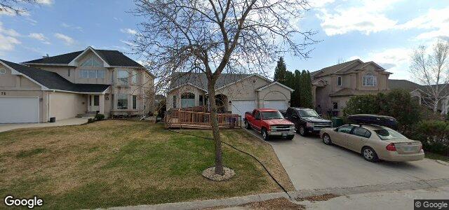 Larawan ng 68 Copperstone Crescent sa Winnipeg, Manitoba