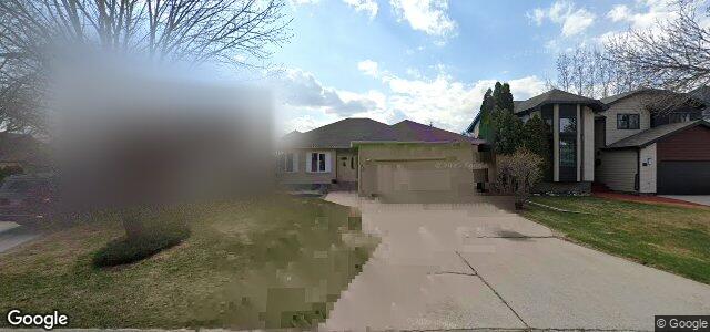 Larawan ng 7 Royal Park Crescent sa Winnipeg, Manitoba