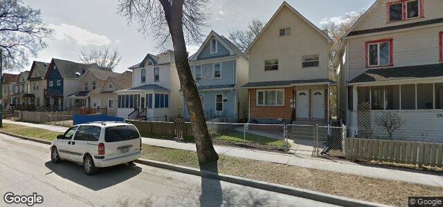 Larawan ng 1-564 Langside Street sa Winnipeg, Manitoba