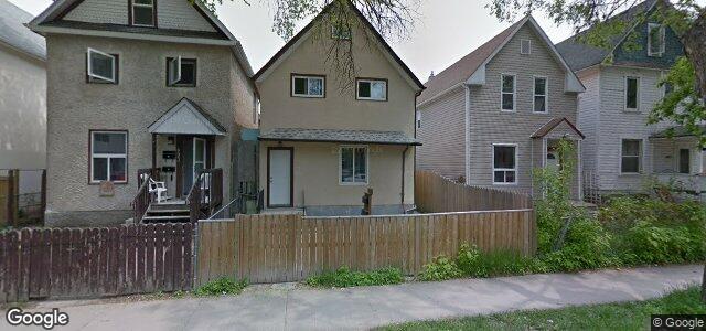 Larawan ng 489 Langside Street sa Winnipeg, Manitoba