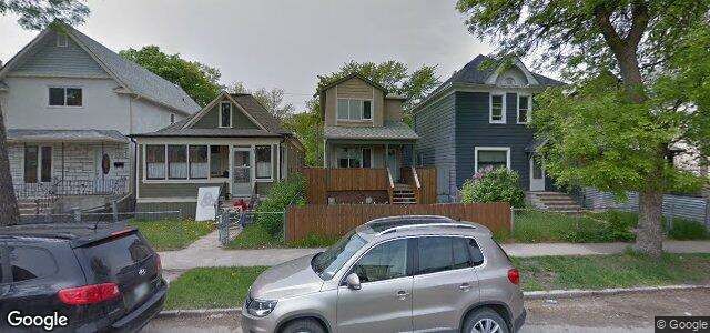 Larawan ng 502 Langside Street sa Winnipeg, Manitoba