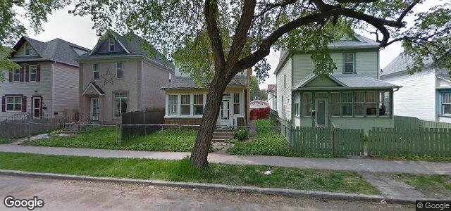 Larawan ng 534 Langside Street sa Winnipeg, Manitoba