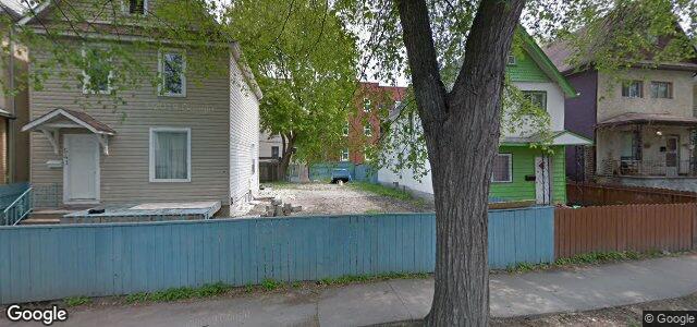 Larawan ng 537 Langside Street sa Winnipeg, Manitoba
