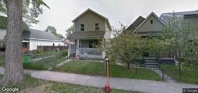 Larawan ng 557 Langside Street sa Winnipeg, Manitoba