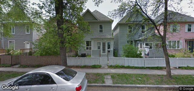Larawan ng 572 Langside Street sa Winnipeg, Manitoba
