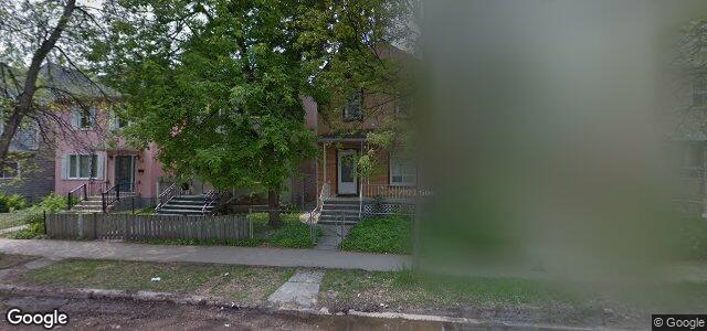 Larawan ng 582 Langside Street sa Winnipeg, Manitoba