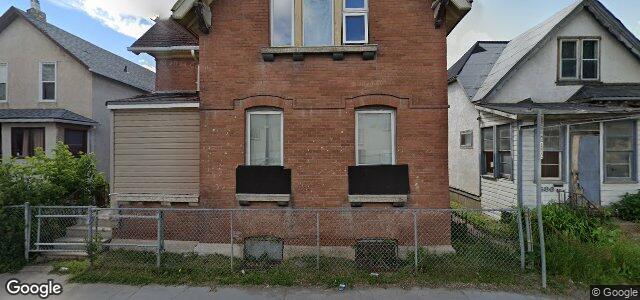 Larawan ng 584 Balmoral Street sa Winnipeg, Manitoba