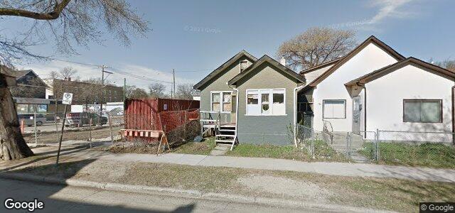 Larawan ng 604 Langside Street sa Winnipeg, Manitoba