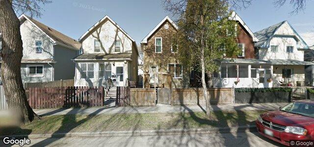 Larawan ng 626 Langside Street sa Winnipeg, Manitoba