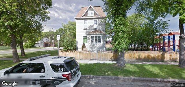 Larawan ng 630 Spence Street sa Winnipeg, Manitoba