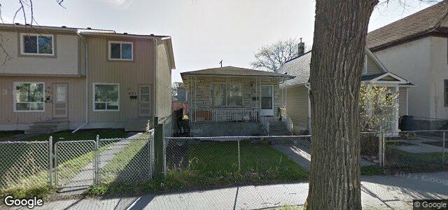 Larawan ng 633 Langside Street sa Winnipeg, Manitoba
