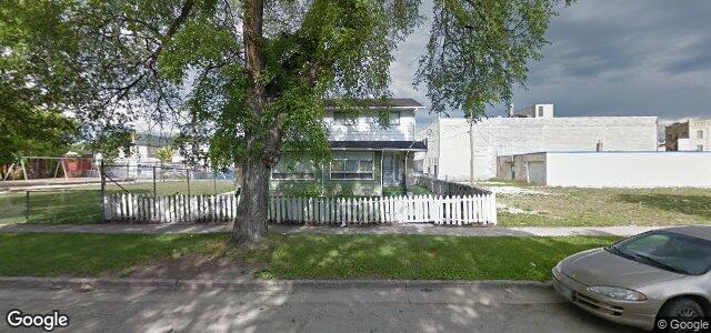 Larawan ng 646 Spence Street sa Winnipeg, Manitoba