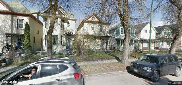 Larawan ng 652 Langside Street sa Winnipeg, Manitoba