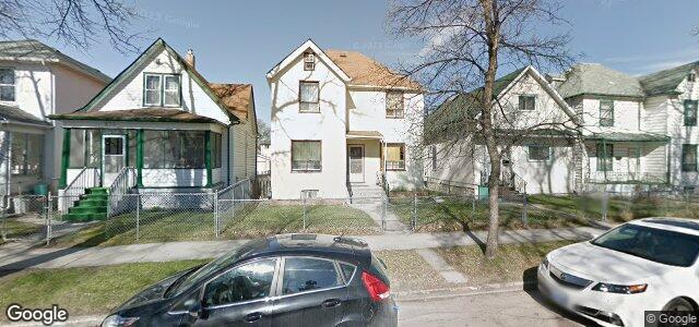 Larawan ng 678 Langside Street sa Winnipeg, Manitoba
