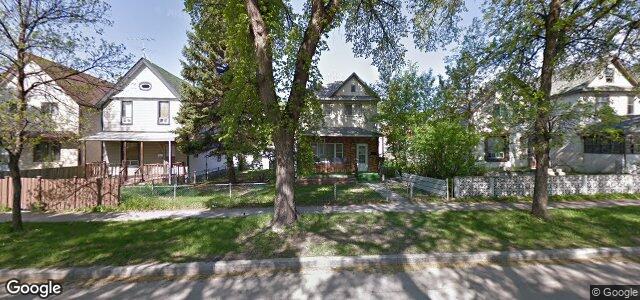 Larawan ng 680 Furby Street sa Winnipeg, Manitoba