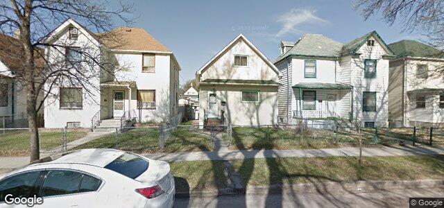 Larawan ng 680 Langside Street sa Winnipeg, Manitoba