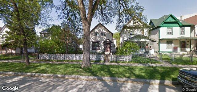 Larawan ng 686 Furby Street sa Winnipeg, Manitoba