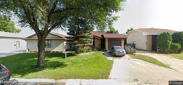 Larawan ng 10 Taunus Drive sa Winnipeg, Manitoba