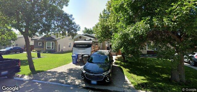 Photo of 10 Tomkins Bay in Winnipeg, Manitoba