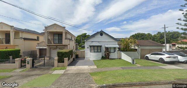 Larawan ng 100 Regatta Road sa Winnipeg, Manitoba