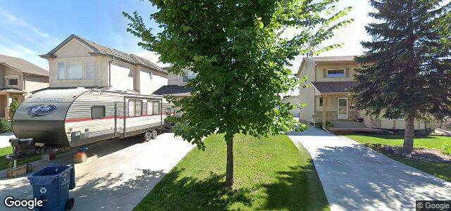 Larawan ng 101 St Moritz Road sa Winnipeg, Manitoba