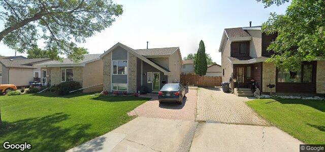 Larawan ng 111 Jim Smith Drive sa Winnipeg, Manitoba