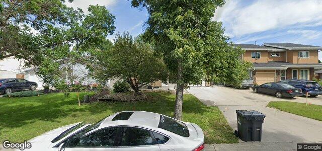 Larawan ng 112 High Point Drive sa Winnipeg, Manitoba