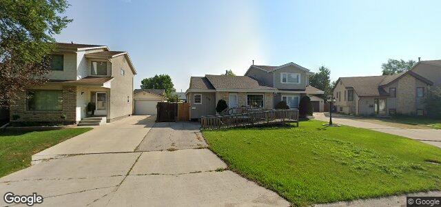 Larawan ng 114 Taunus Drive sa Winnipeg, Manitoba