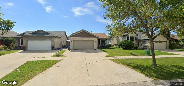 Larawan ng 131 Alberhill Crescent sa Winnipeg, Manitoba