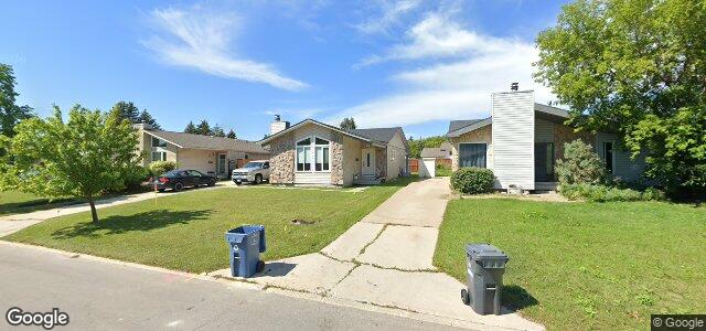 Larawan ng 131 Sunny Hills Road sa Winnipeg, Manitoba