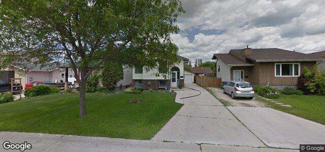 Larawan ng 135 Dunits Drive sa Winnipeg, Manitoba