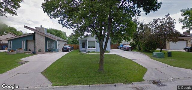 Larawan ng 140 Regatta Road sa Winnipeg, Manitoba