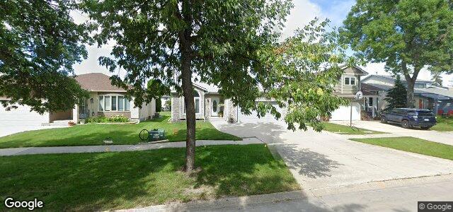 Larawan ng 15 Alberhill Crescent sa Winnipeg, Manitoba
