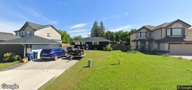 Larawan ng 155 St Moritz Road sa Winnipeg, Manitoba
