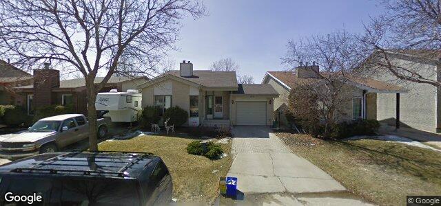 Photo of 183 Thurlby Road in Winnipeg, Manitoba