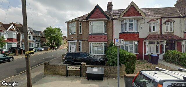 Larawan ng 19 Thurlby Road sa Winnipeg, Manitoba