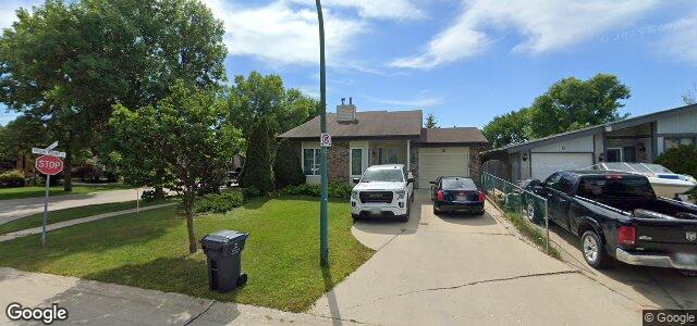 Larawan ng 2 Michael Ruta Place sa Winnipeg, Manitoba