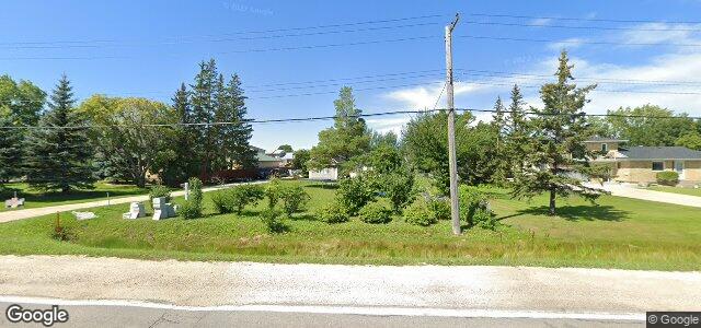 Larawan ng 2020 De Vries Avenue sa Winnipeg, Manitoba