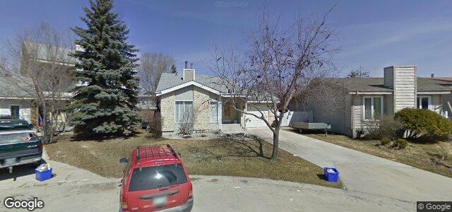 Larawan ng 210 Thurlby Road sa Winnipeg, Manitoba